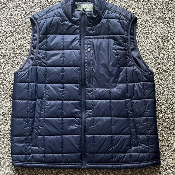 Navy Blue St Johns Bay Puffer Vest with Zippered Pockets, Men's Large, Thermal - Picture 1 of 6